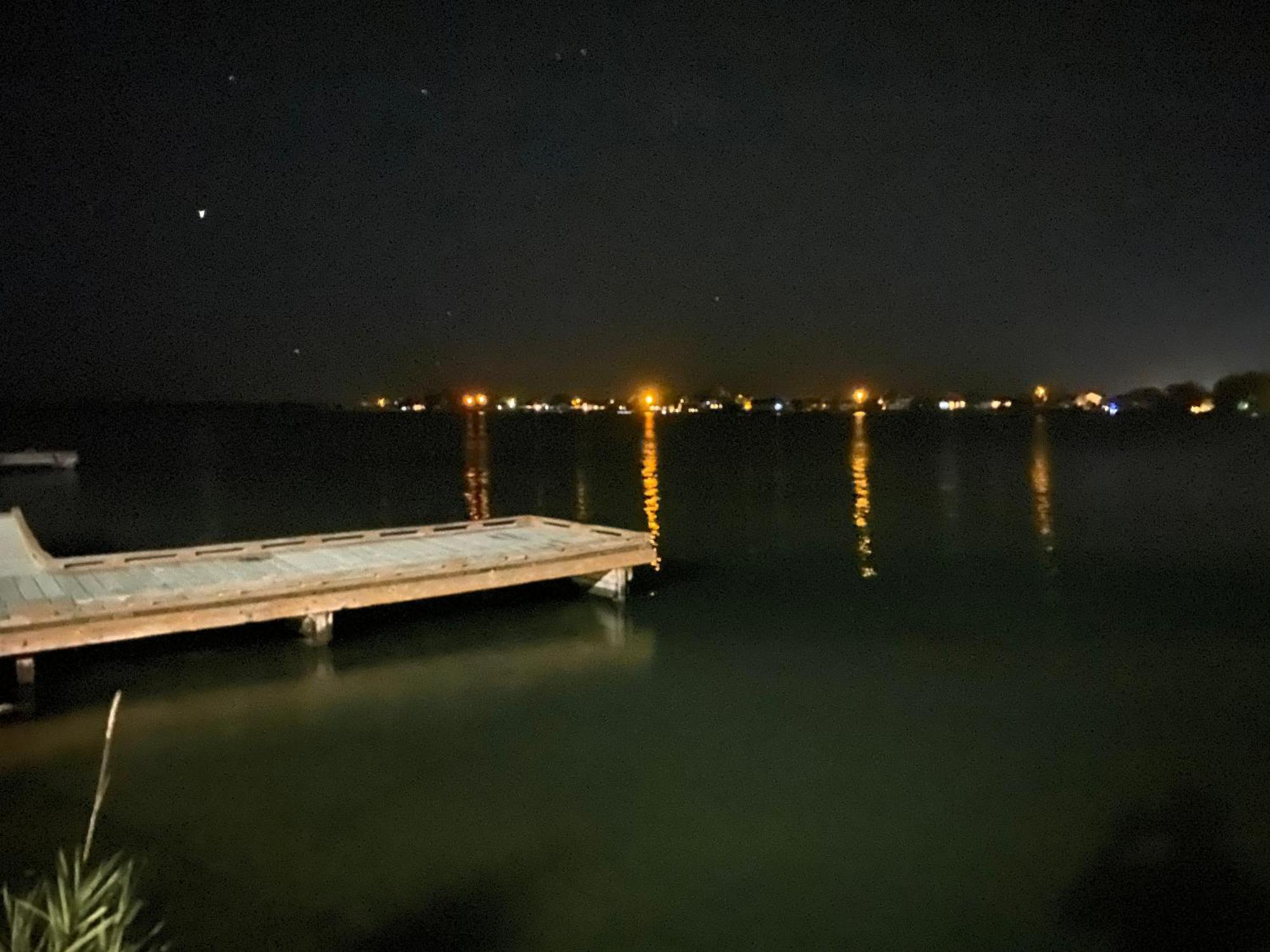 Lakeshore Inn Water Front Moses Lake Buitenkant foto