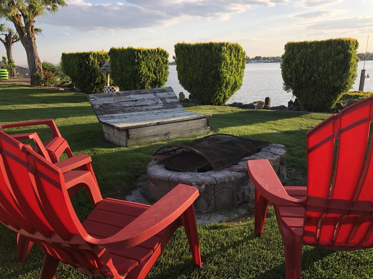 Lakeshore Inn Water Front Moses Lake Buitenkant foto